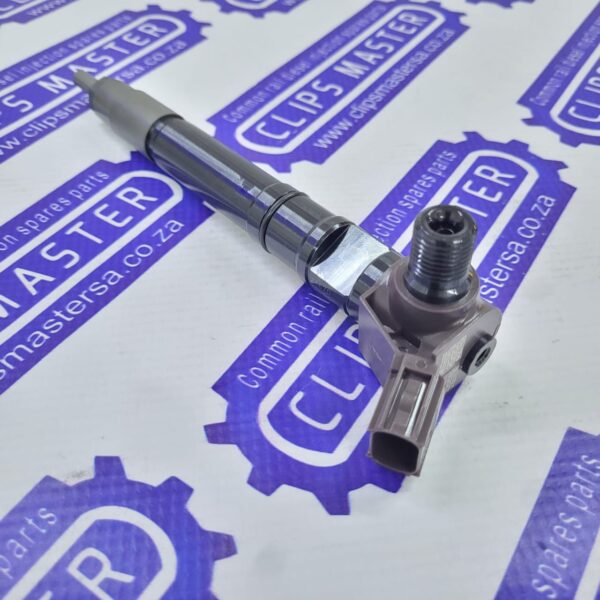 1GD Toyota 2.8L CR Injector 23670-0E010