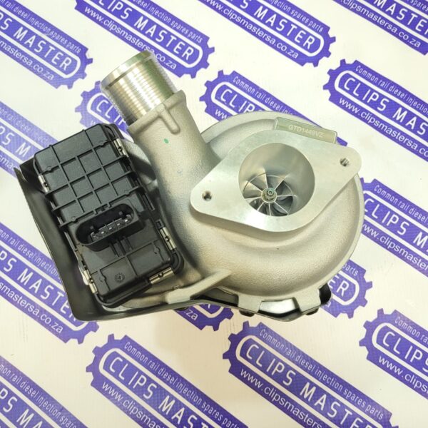 831157 Turbo for Ford
